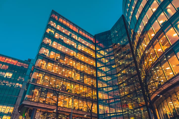 Benefits of air purifiers in municipal buildings